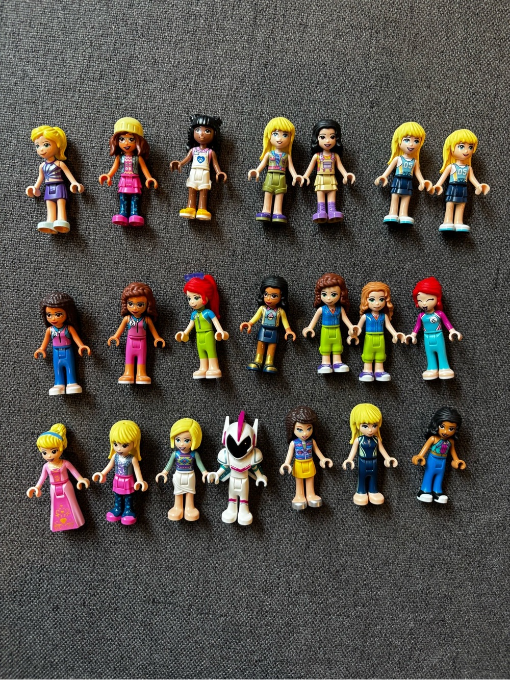 Lego Mini Doll set of 21